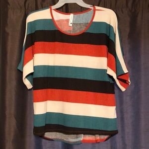 Stripped short sleeve top